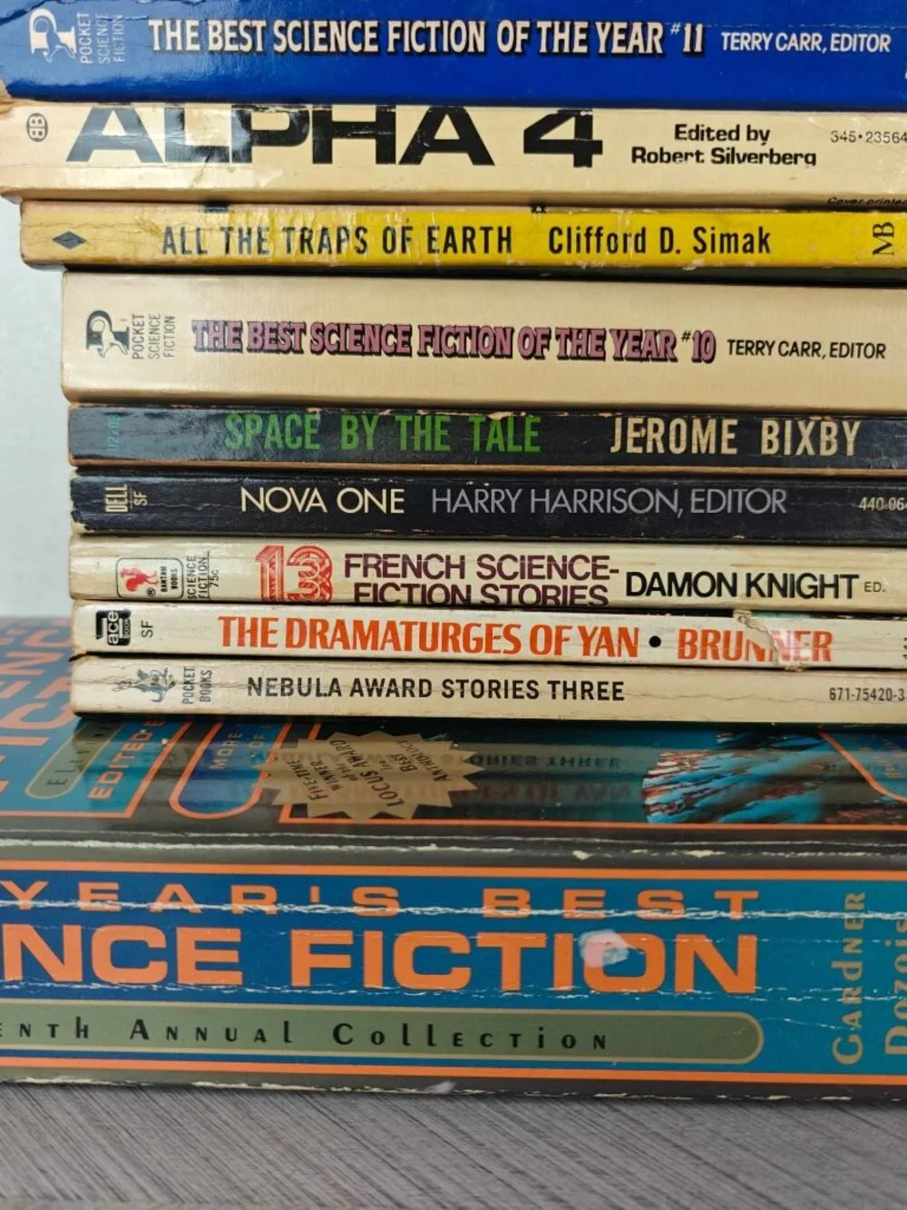 Vintage Science Fiction Paperback Lot Of 30 Books Asimov Heinlein Silverberg